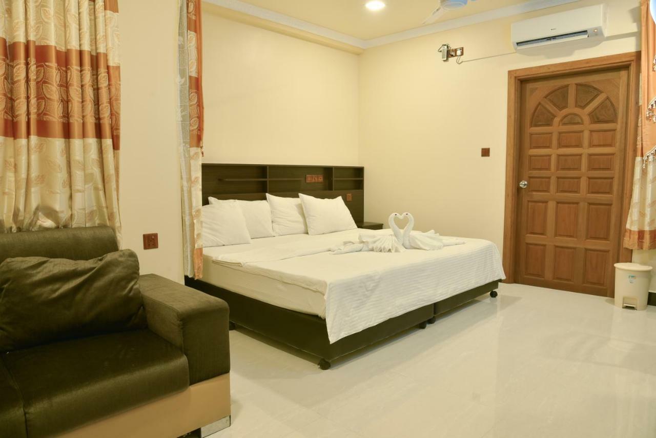 Nalaveshi Inn Huraa Exterior foto